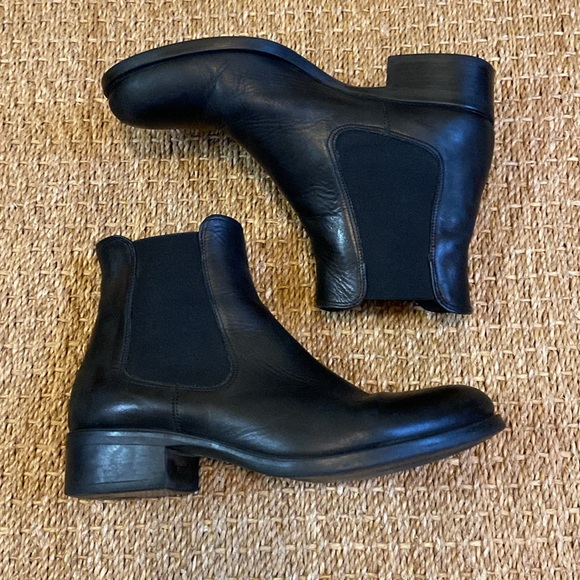 Browns Black Leather Chelsea Boots - Picture 2 of 11